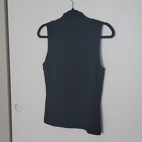 Mock neck sweater with cut outs - Picture 3 of 5